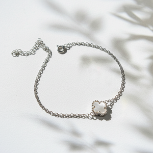 Pulsera Clover Nácar - Colección Silver
