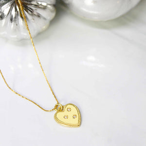 Collar Lovely